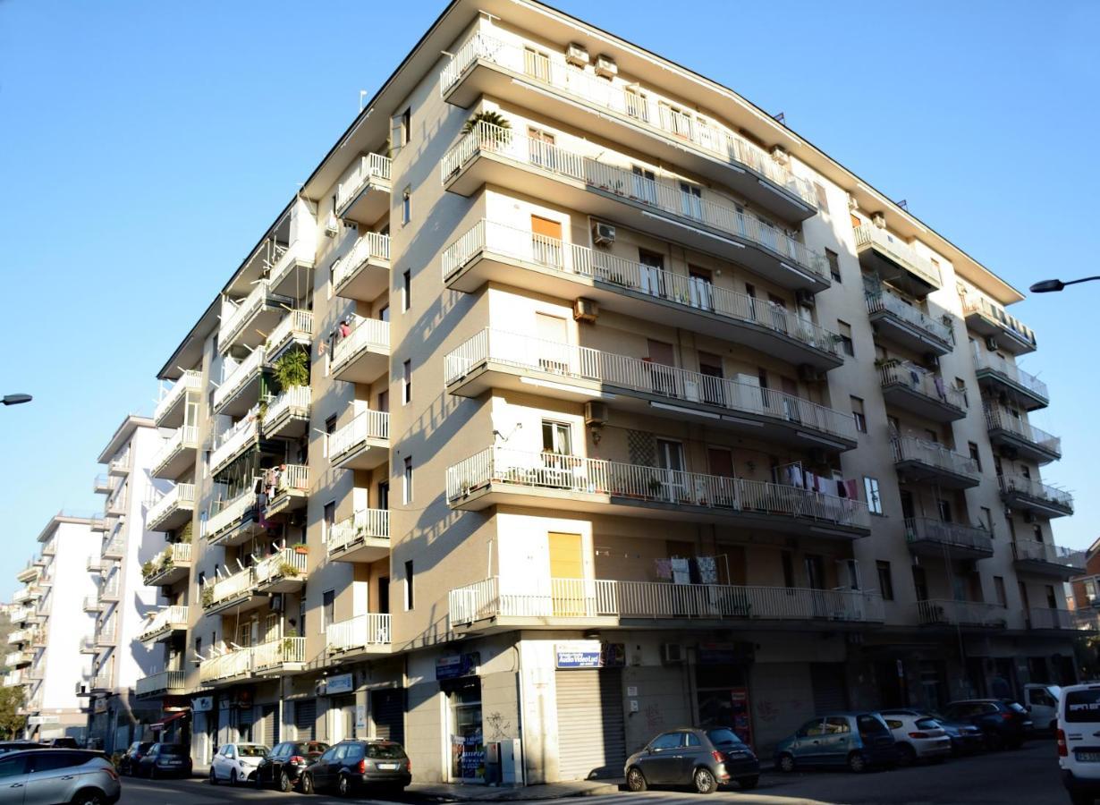 Residenza Margherita - Centralissima Apartment Salerno Exterior foto