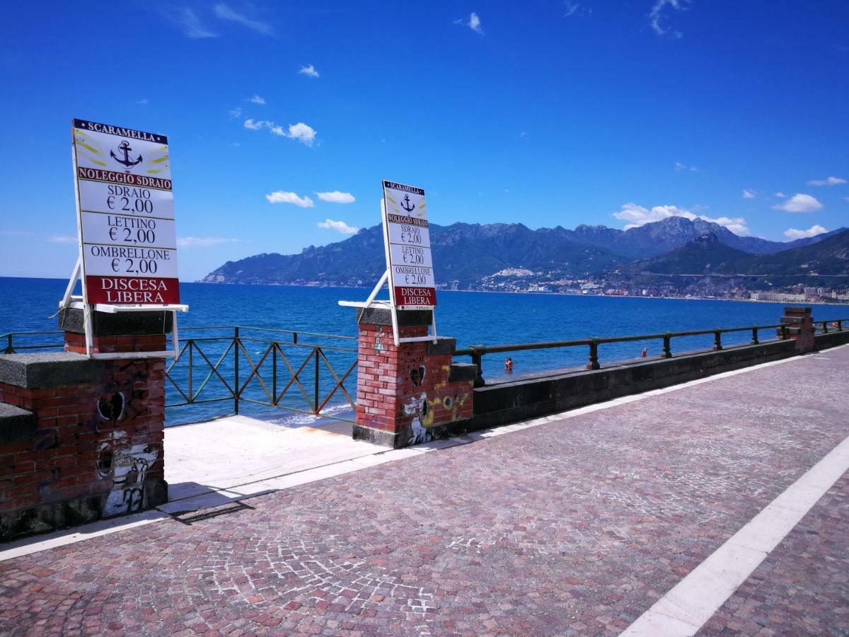 Residenza Margherita - Centralissima Apartment Salerno Exterior foto